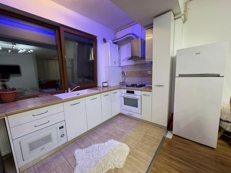 Apartment Solar 50, Private Parking, 2 Bedroom Bucureşti Eksteriør bilde